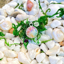 Load image into Gallery viewer, Queen Victoria Necklace