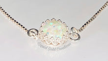 Load image into Gallery viewer, Queen Victoria Bracelet