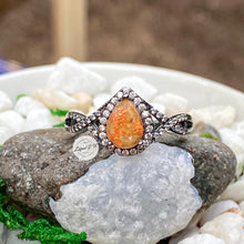 Load image into Gallery viewer, Amphitrite Ring (Solid Gold)