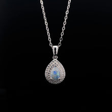 Load image into Gallery viewer, Maia Necklace