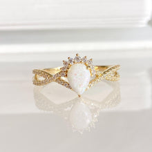 Load image into Gallery viewer, Caelan Ring (Solid Gold)