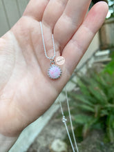 Load image into Gallery viewer, Queen Victoria Necklace

