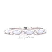 Load image into Gallery viewer, Luna 14k White Gold  (size 9)
